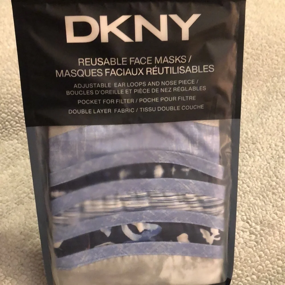 DKNY 5 pack face masks multi designs. Adjustable ear loops/nose piece. NWT